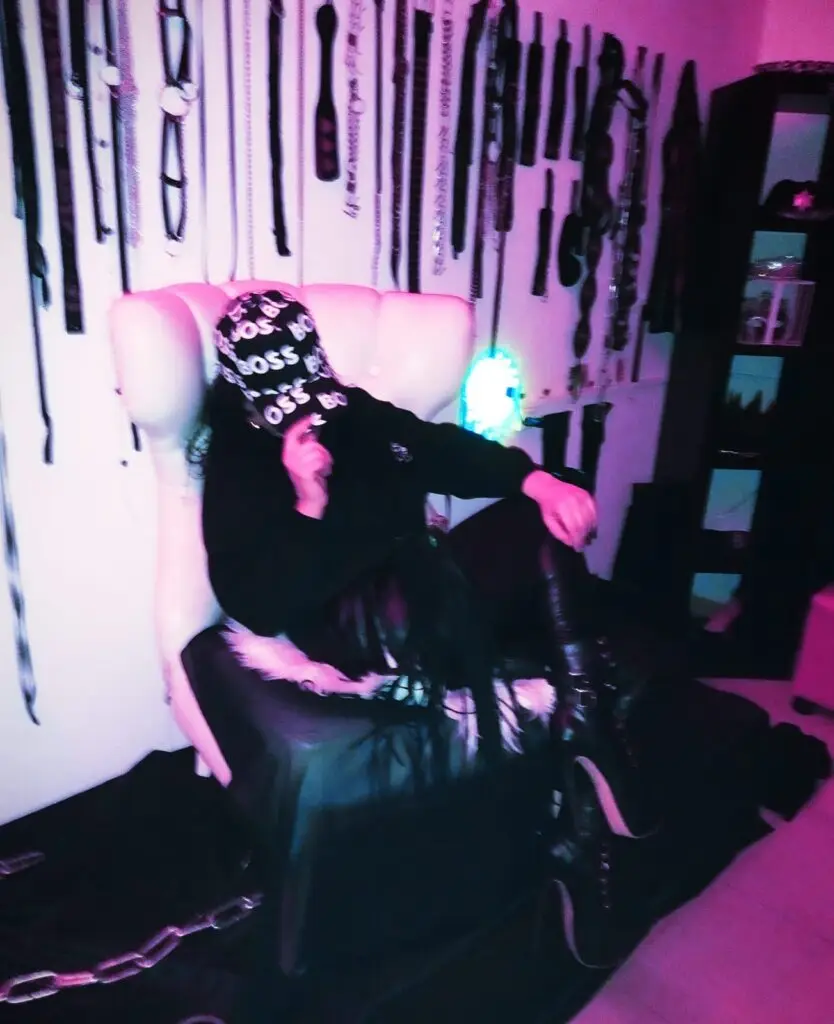Queen Agam – המלכה אגם