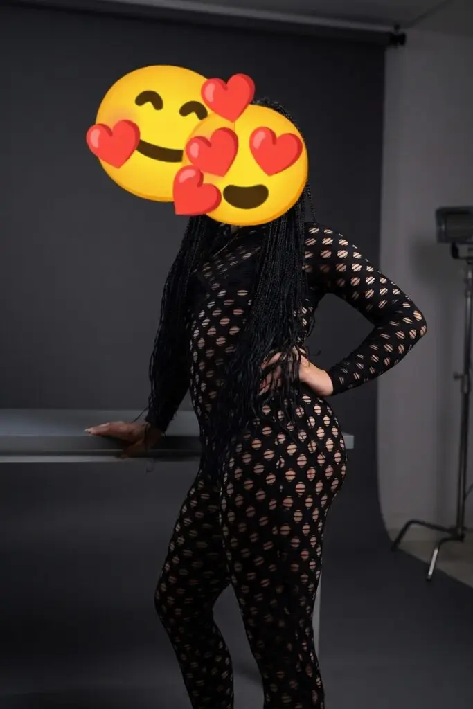 ירדן קוקסינלית פצצה בת 24